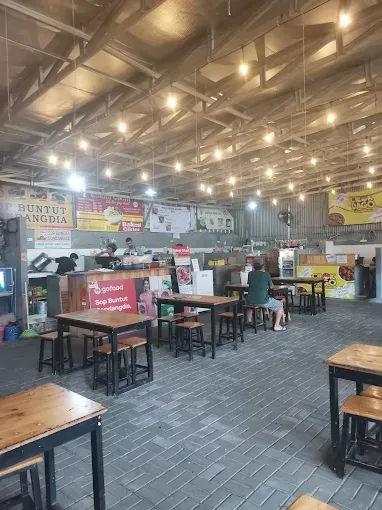 Eksterior Warung Bakmi Roxy Cikini