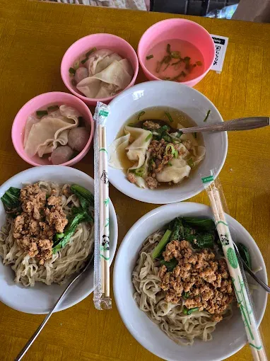 Seporsi Bakmi Ayam